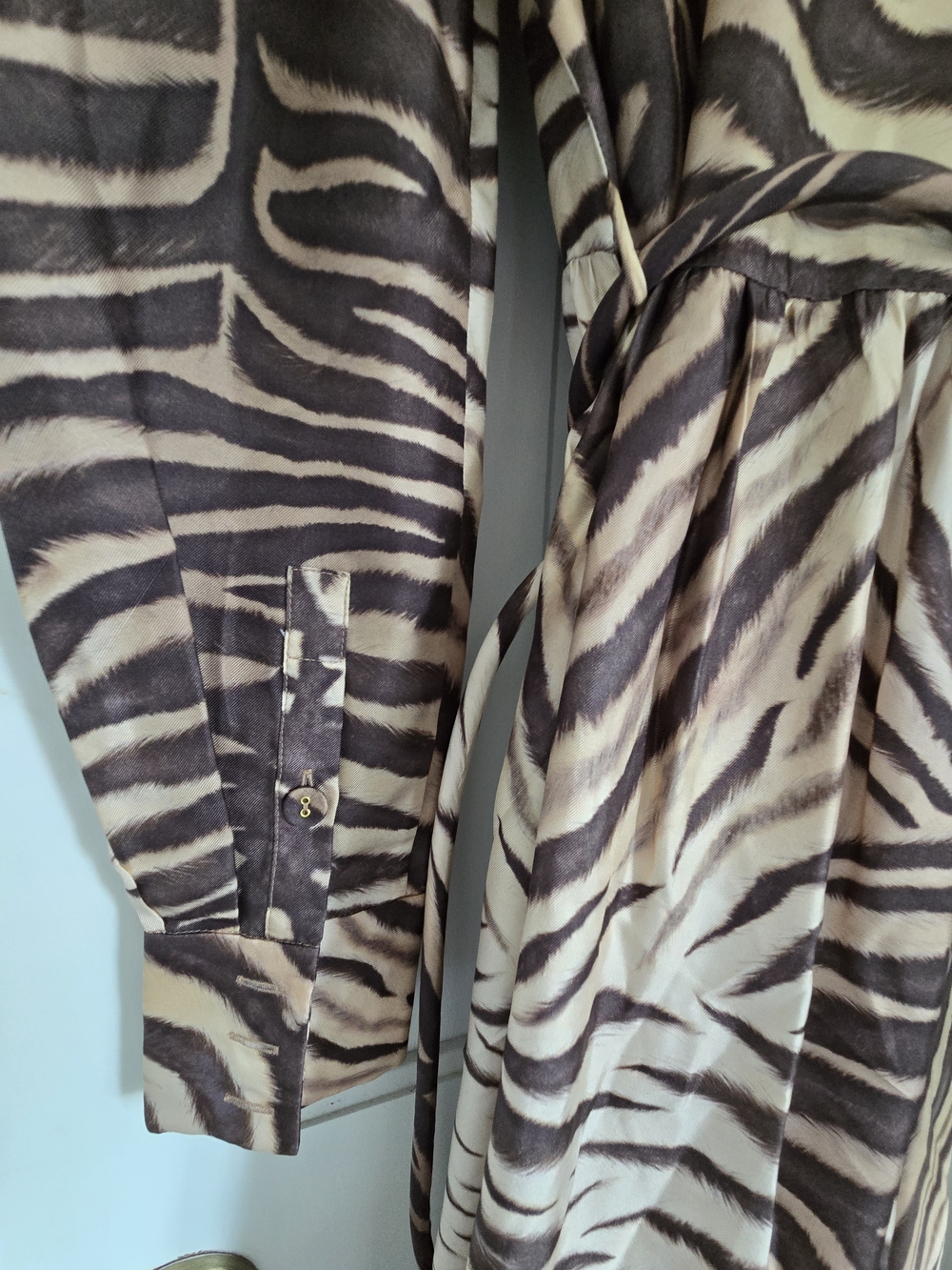 Zimmermann Zebra-Print in Beige-Pink and Black - US Size 6 - Picture 5 of 8
